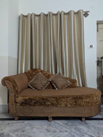 7 seater sofa set for urgent sell