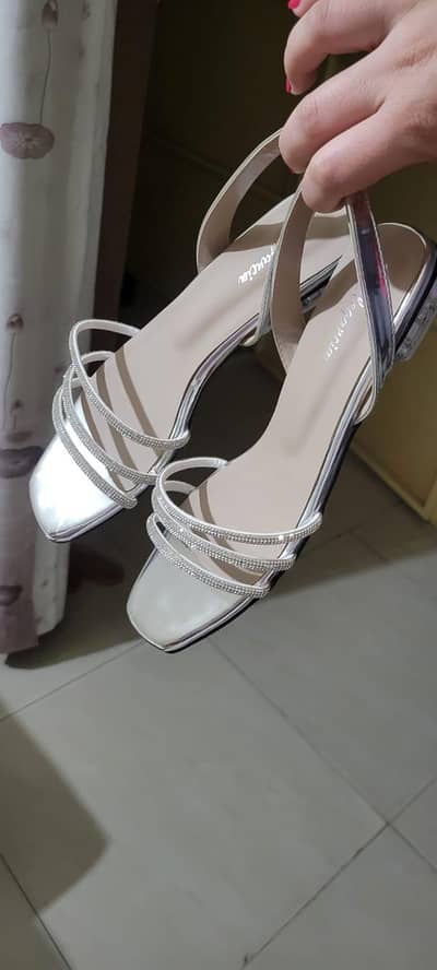 Eleganicia branded shoes /casual wear shoe /simple shoe /formal shoe