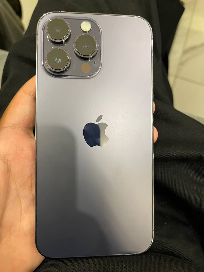 Apple iPhone 14 Pro Max 4