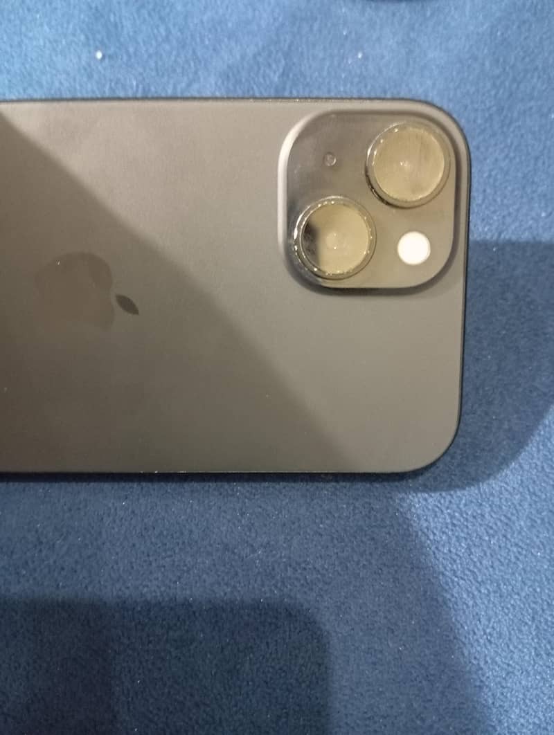 Apple iPhone 15 3