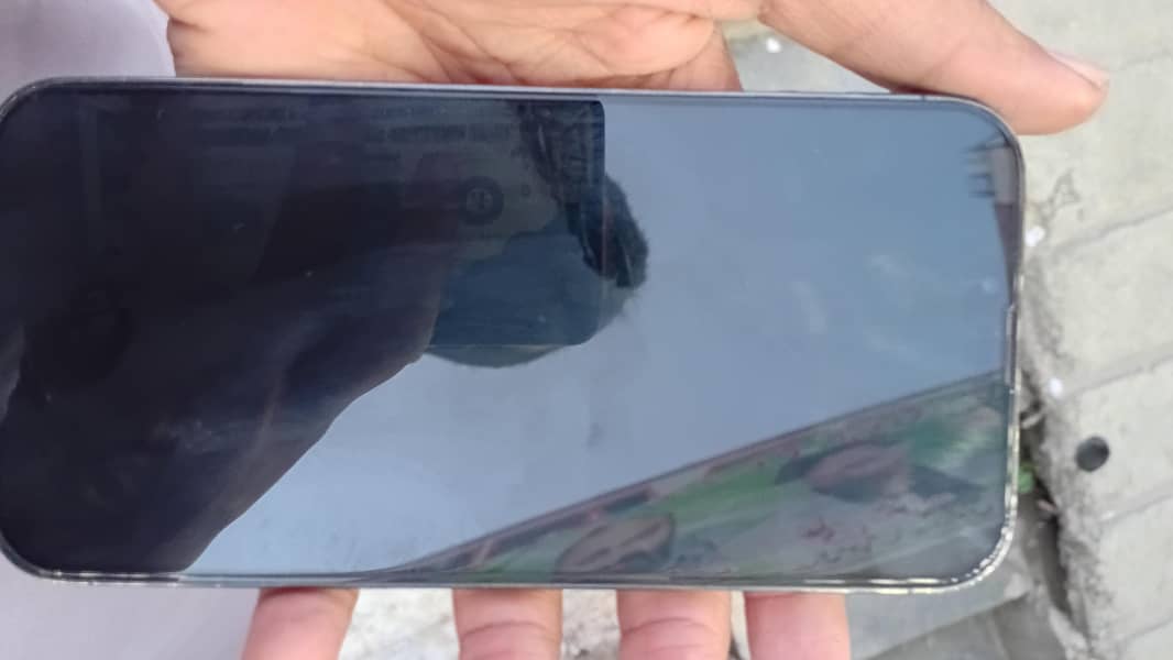 Apple iPhone 13 Pro Max 2