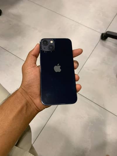 Apple iPhone 13