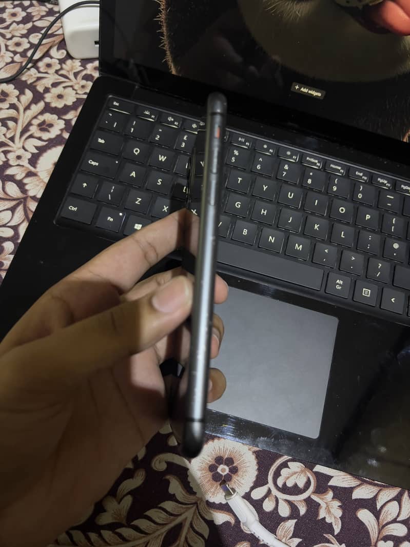 Apple iPhone 11 5