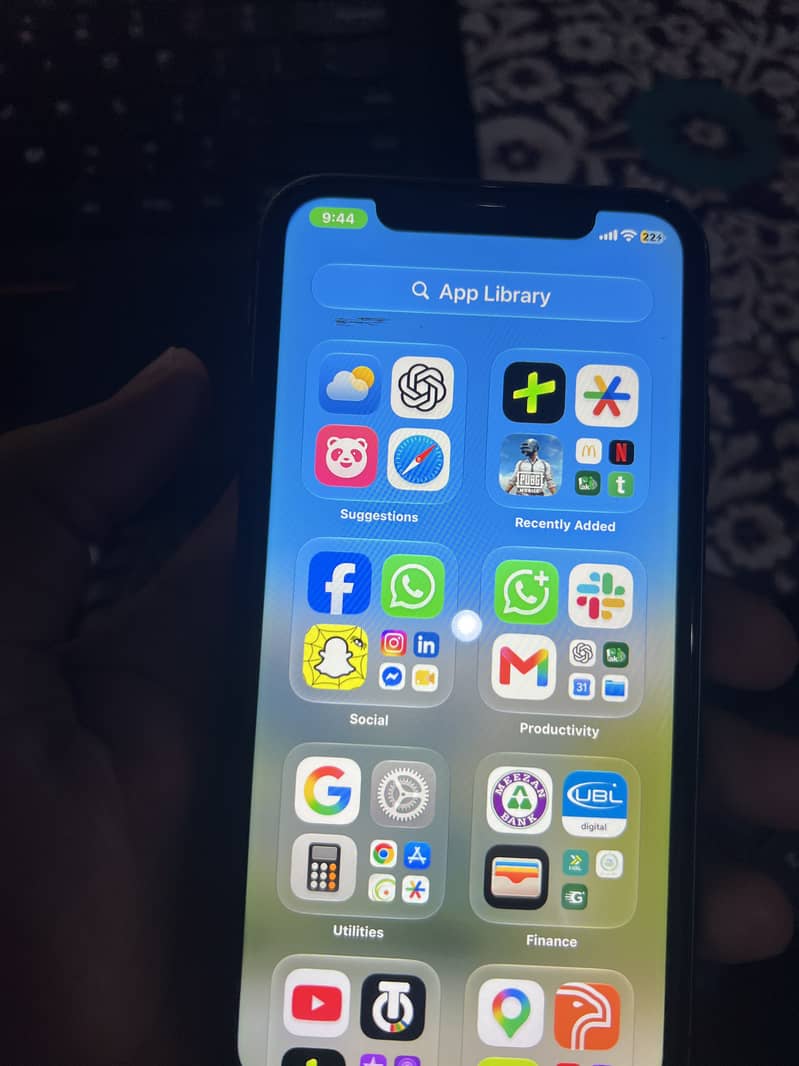 Apple iPhone 11 7