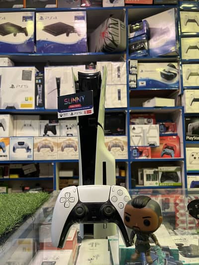 Ps5 slim Disc Edition In mint condition, PlayStation 5 slim disc