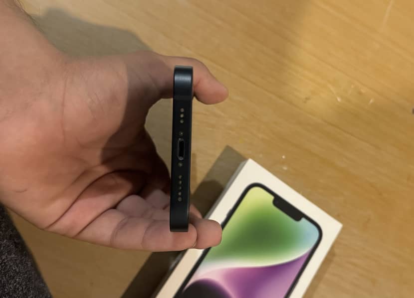 Apple iPhone 14 5