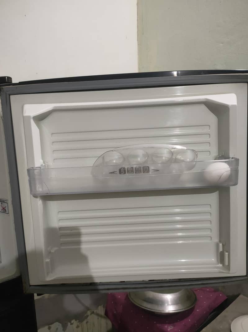 fridge 8