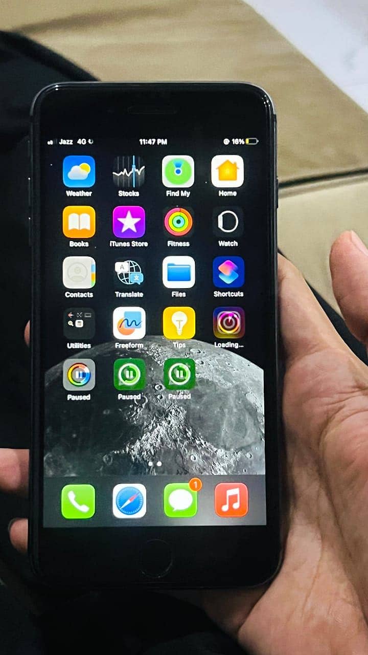 Apple iPhone 8 Plus 256GB 5