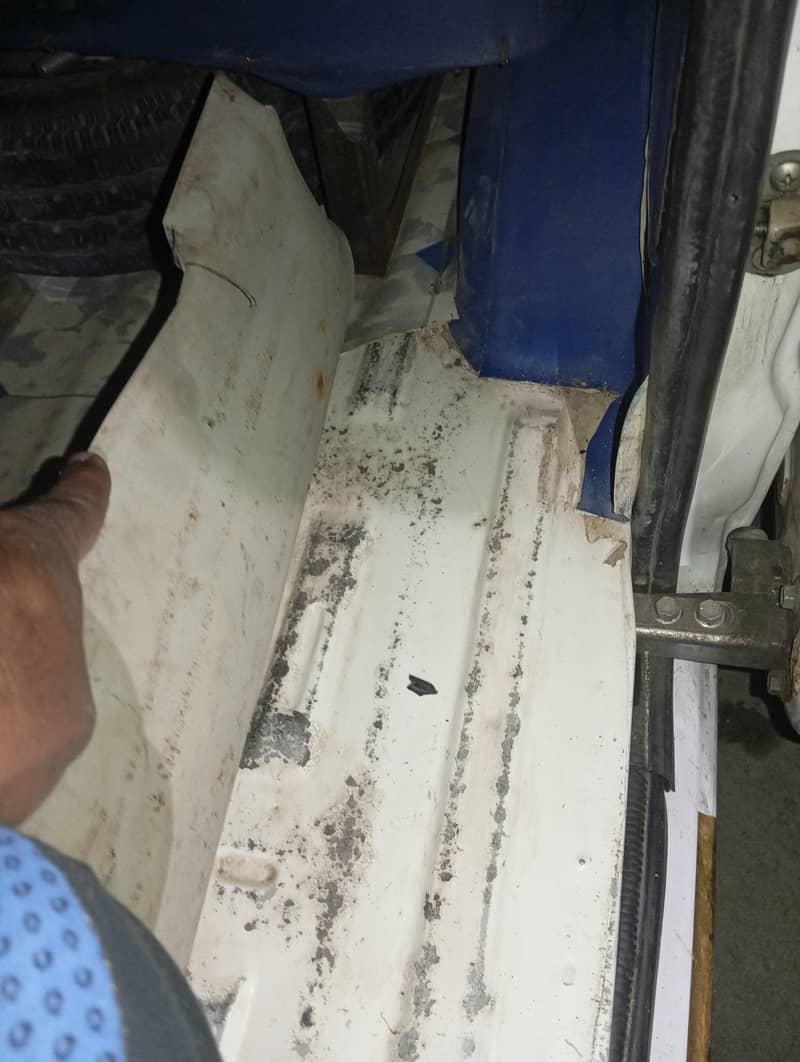 Suzuki Bolan 2017 3