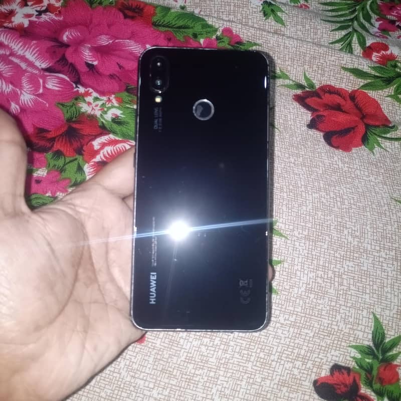 Huawei Nova 3i 1
