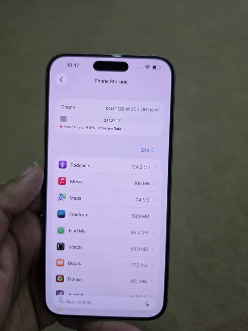 Apple iPhone 15 Pro Max 9