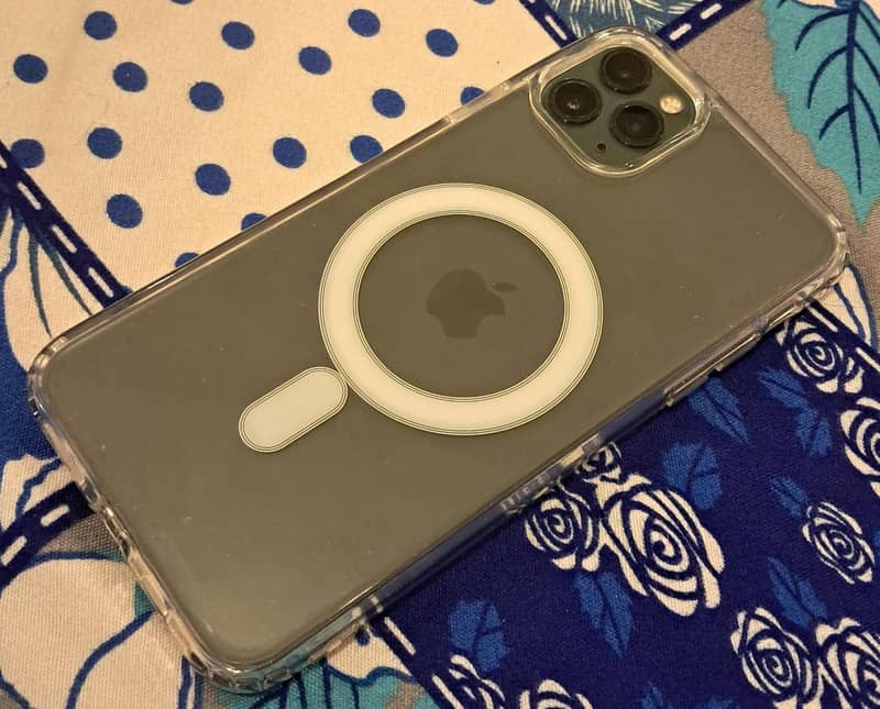 Apple iphone 11 pro max 1