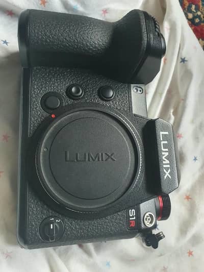 Lumix S1R (Brand new) Sigma 35mm f1.4 dg dn