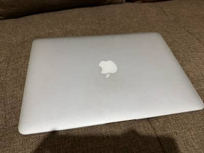 Macbook Air 2017 (13 inch)