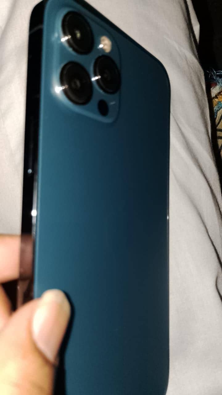 Apple iPhone 12 Pro Max 1