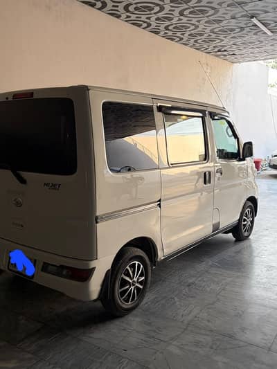 Daihatsu Hijet 2021