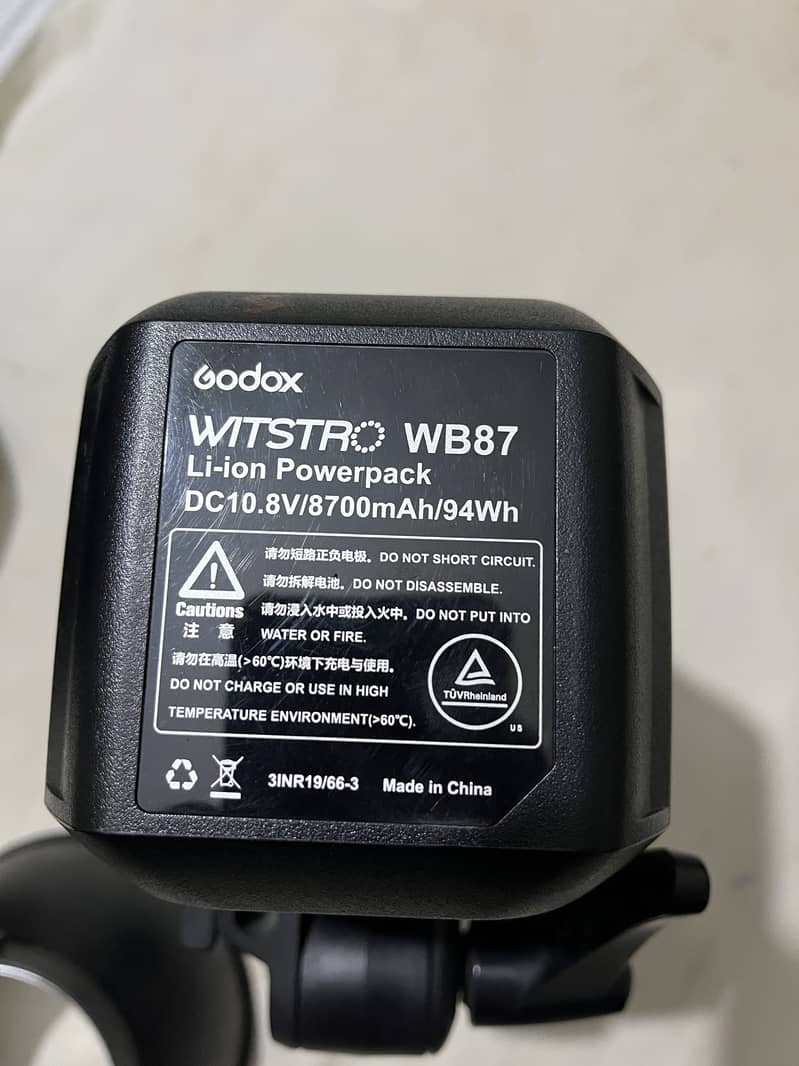 Godox Ad 600BM 3