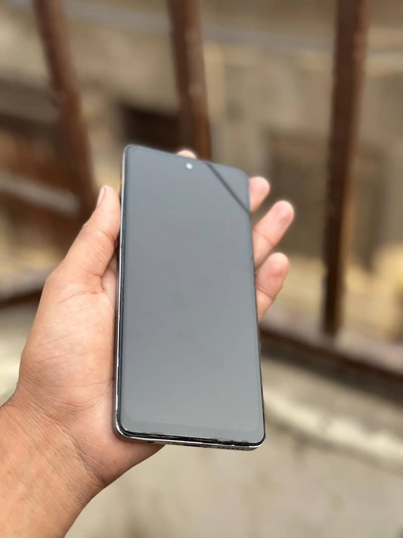 Tecno CAMON 20 1