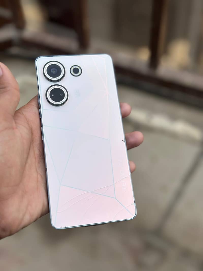 Tecno CAMON 20 3