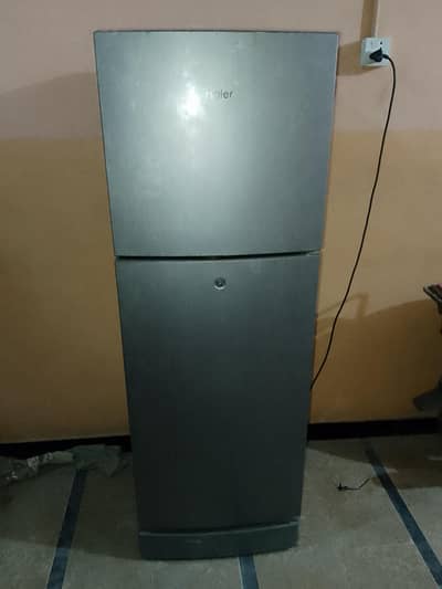 haier medium size frigde