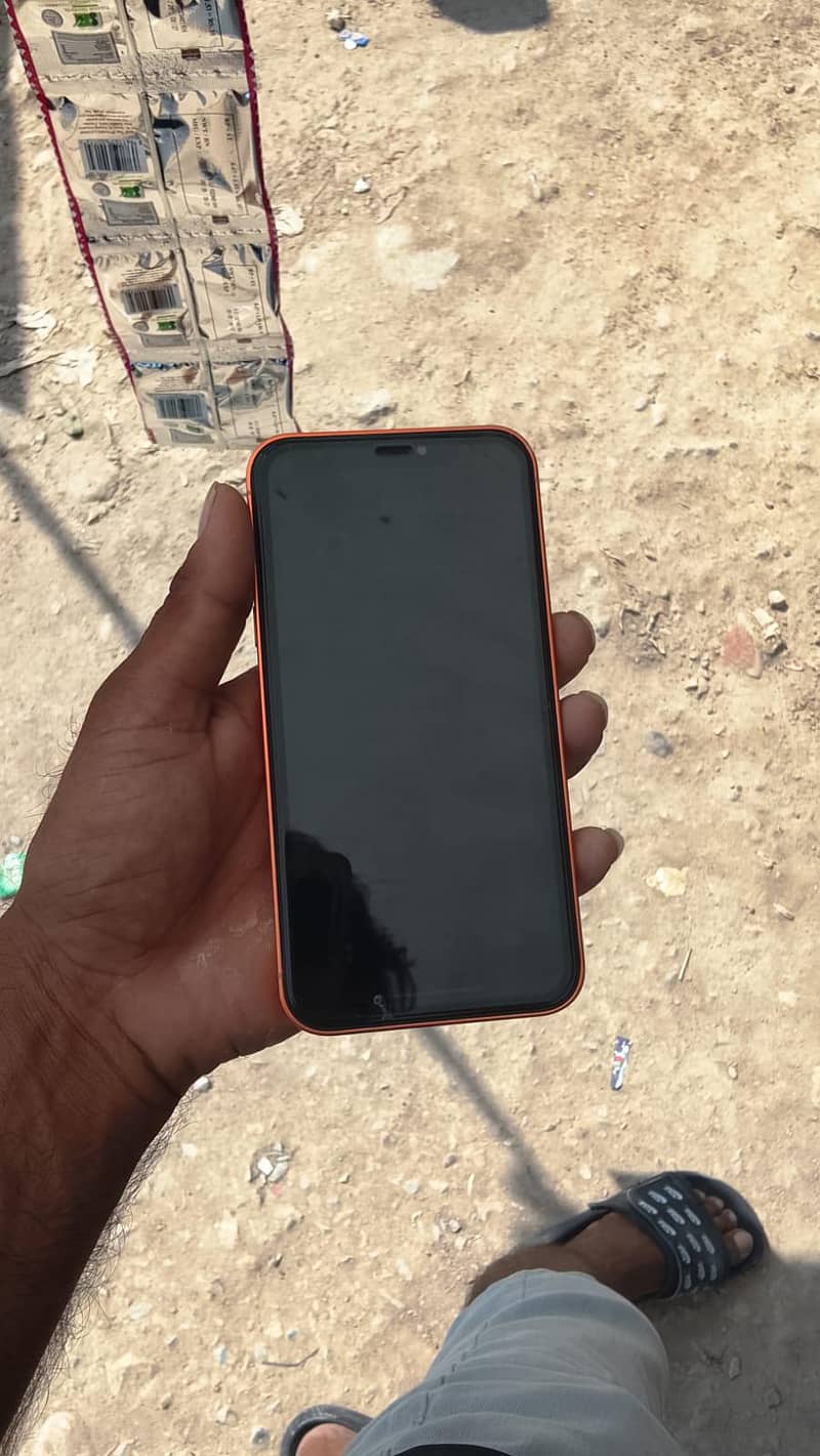 Apple iPhone XR 2