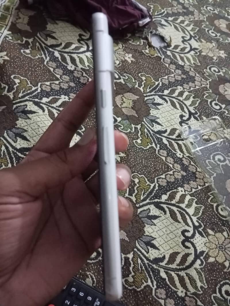 Google Pixel 7 2