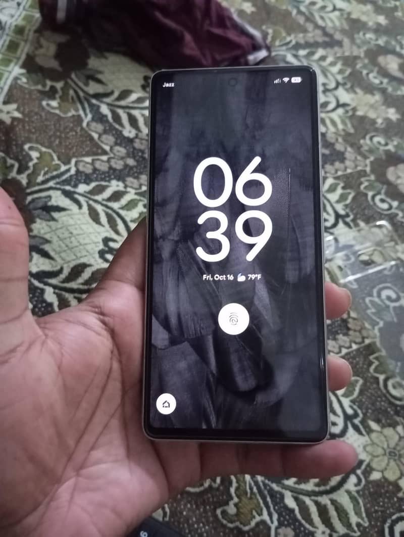Google Pixel 7 4