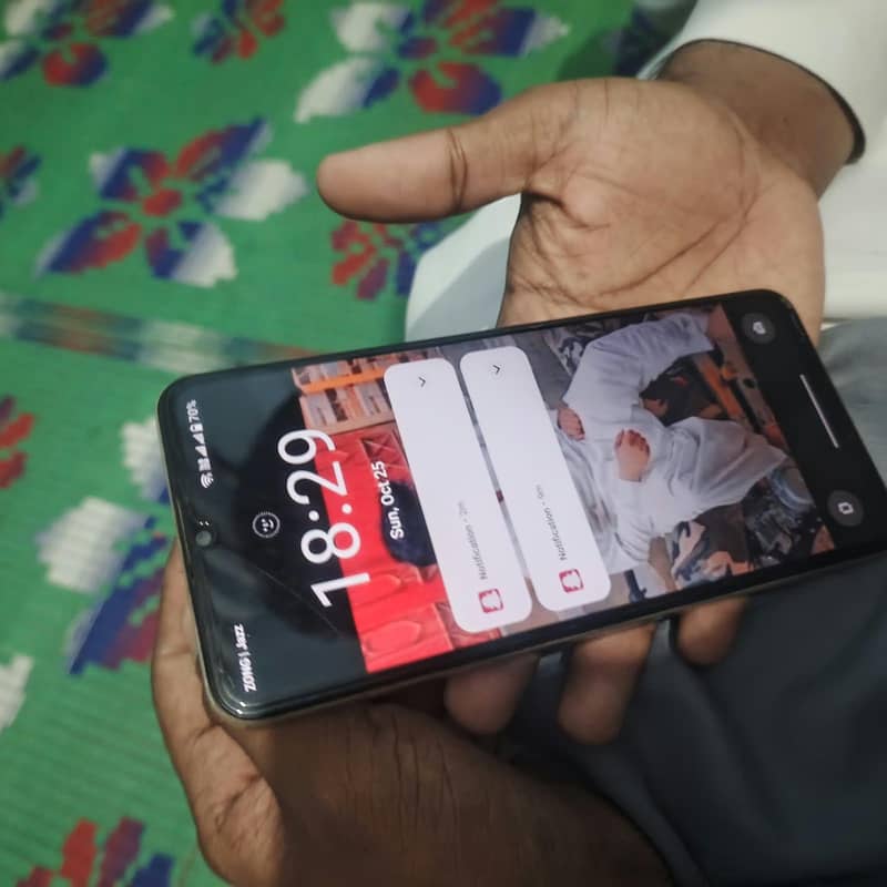 Realme C61 1