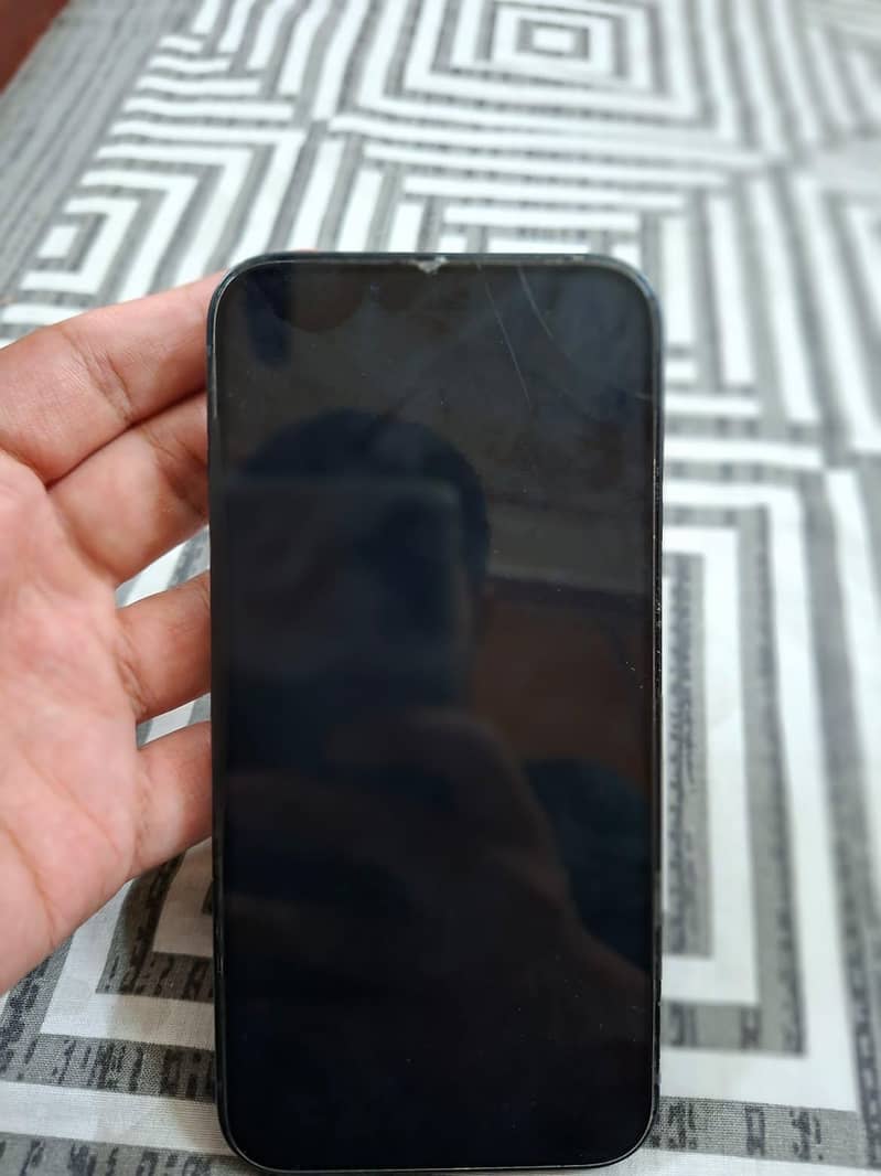 Apple iPhone 13 3