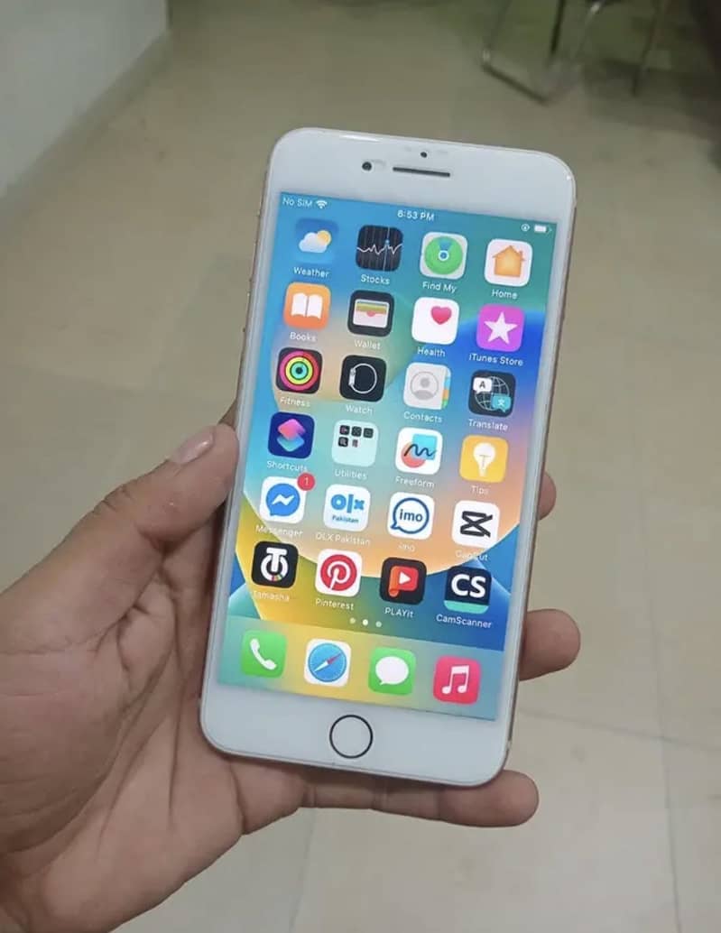 Apple iPhone 8 Plus 1