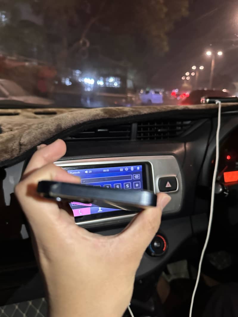Apple iPhone 13 5