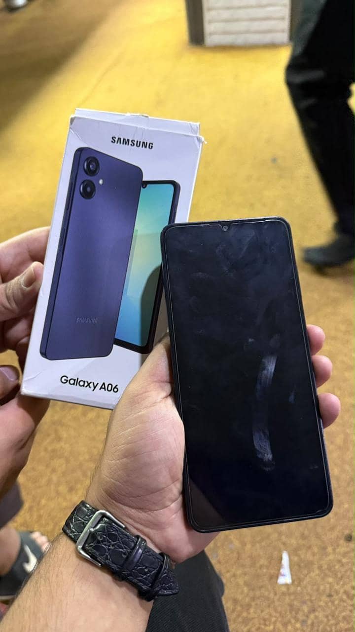 Samsung Mobile A06 1