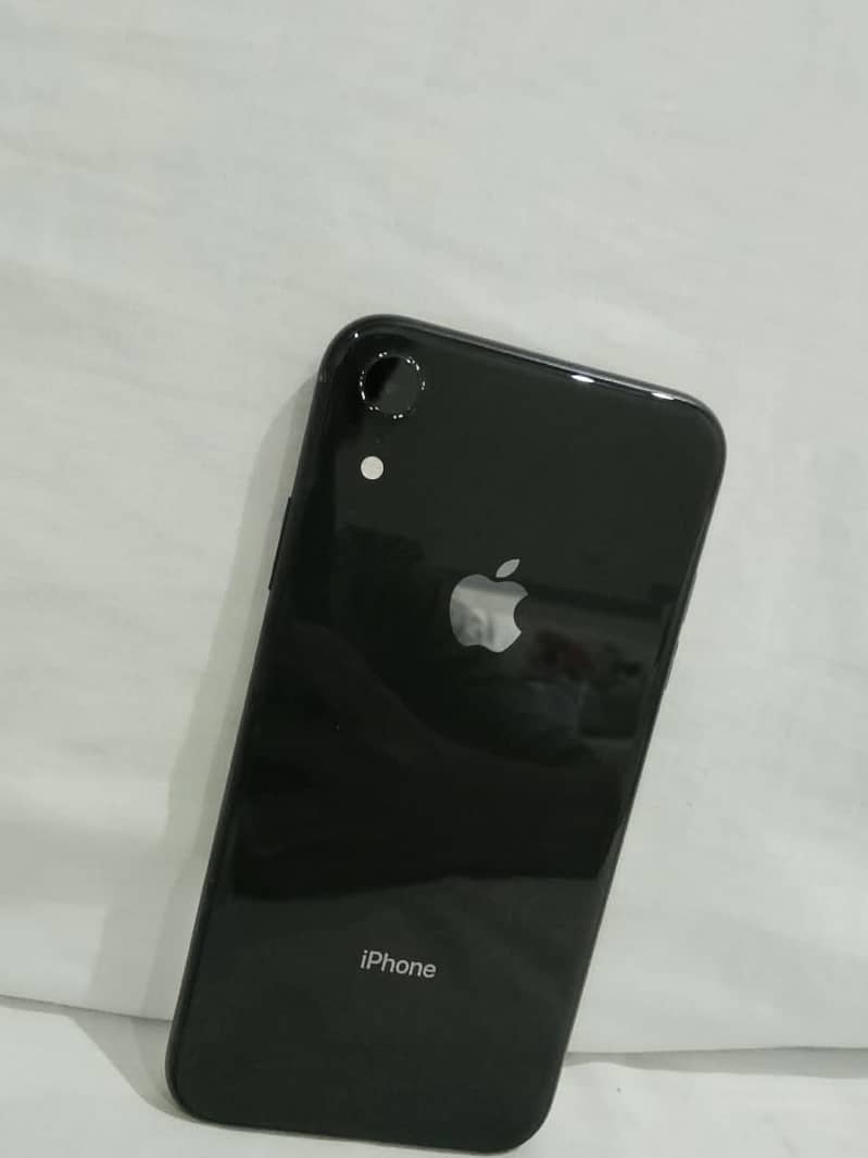 iPhone XR 0
