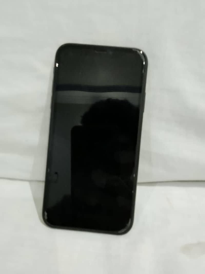 iPhone XR 3