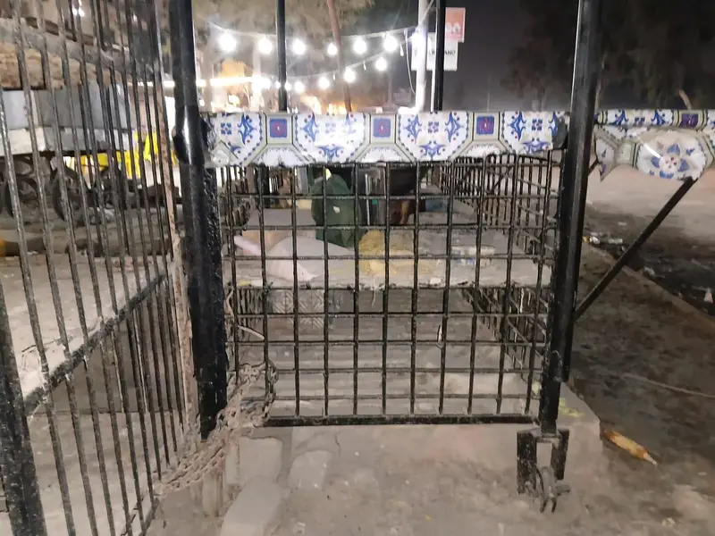 iron cage for sale 10/10 condition — photo 12