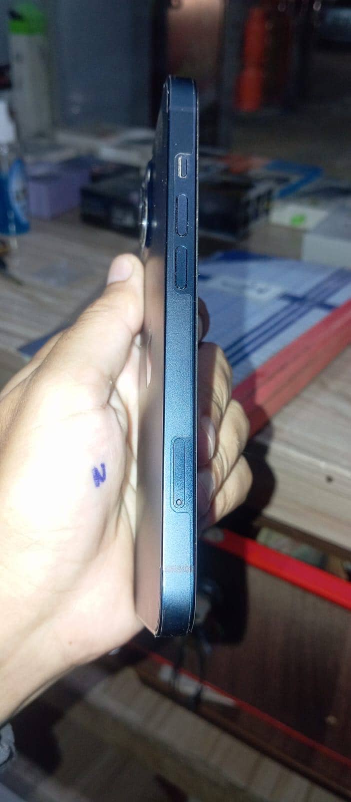 Apple iPhone 13 3