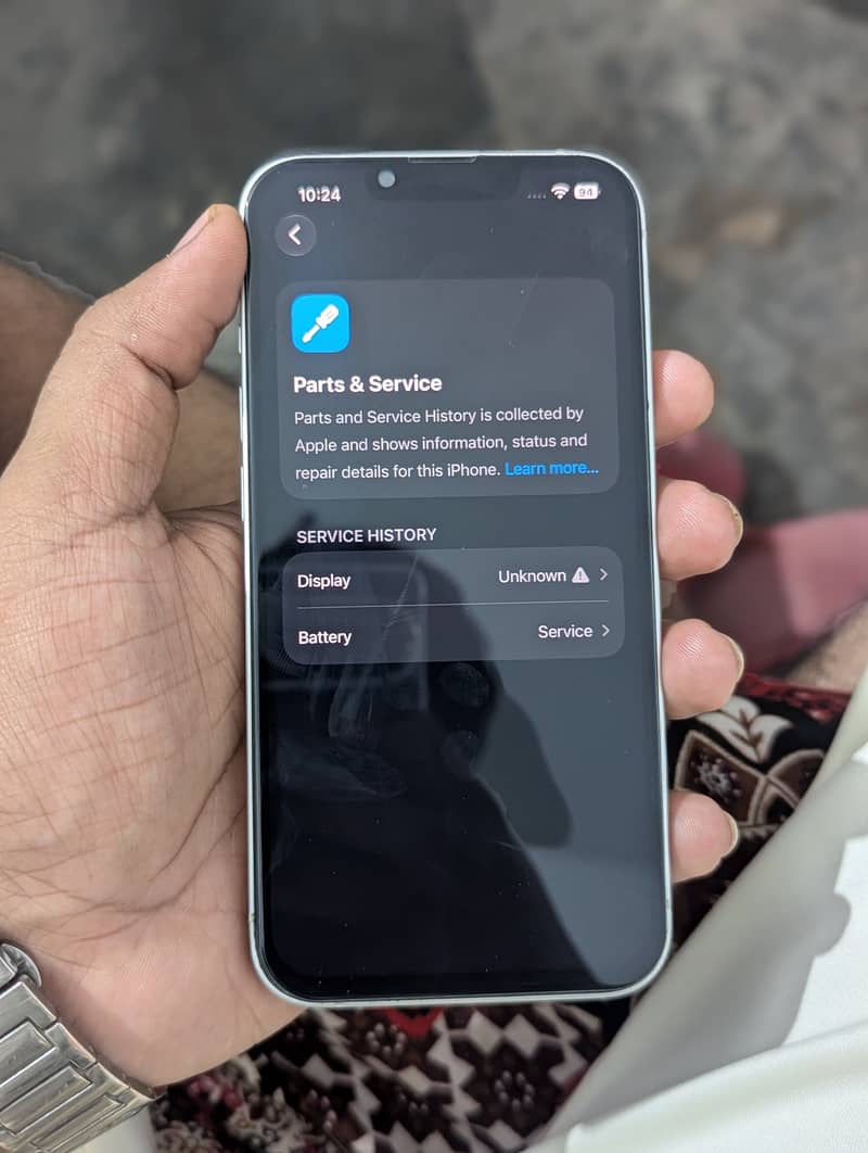 Apple iPhone 13 sim glitch 6