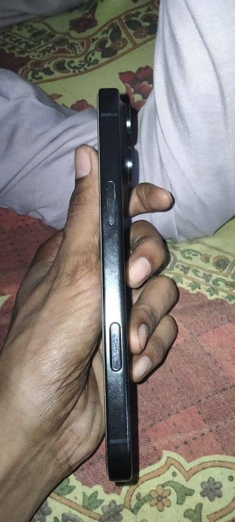 Apple iPhone 17 Pro Max 1