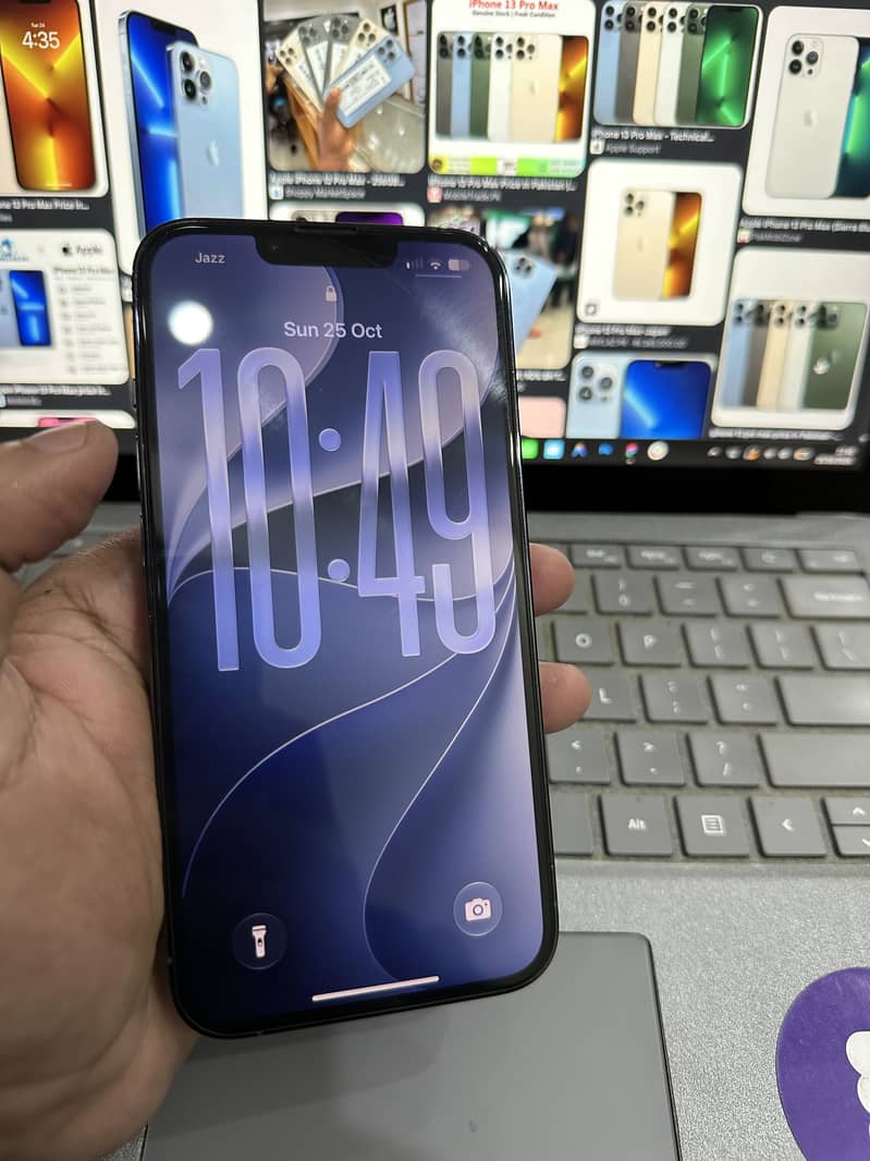 Apple iPhone 13 Pro 3