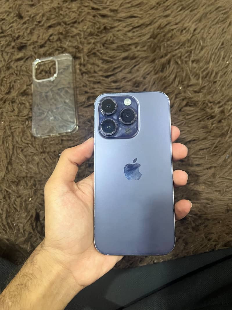 Apple iPhone 14 Pro 0