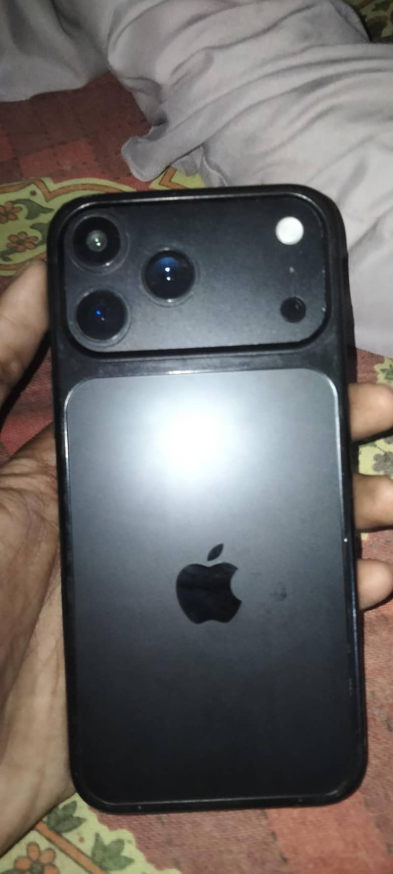 Apple iPhone 17 Pro Max 1