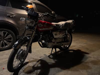 Brand new Honda CG-125 2026