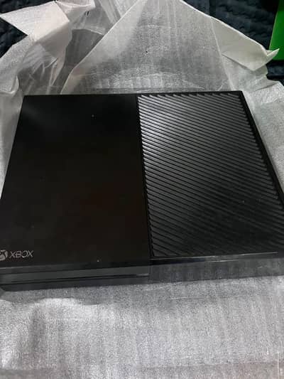 Xbox One 1TB Console – 10/10 Condition