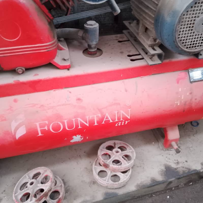 Fountain Air compressor 5