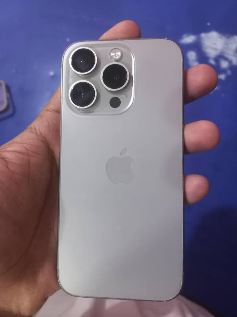 Apple iPhone 15 Pro 1
