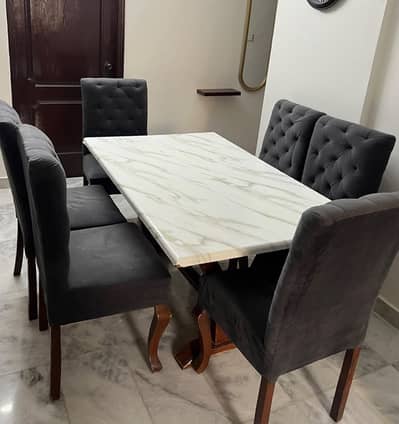 Elegant 6 seater Dining Table Set