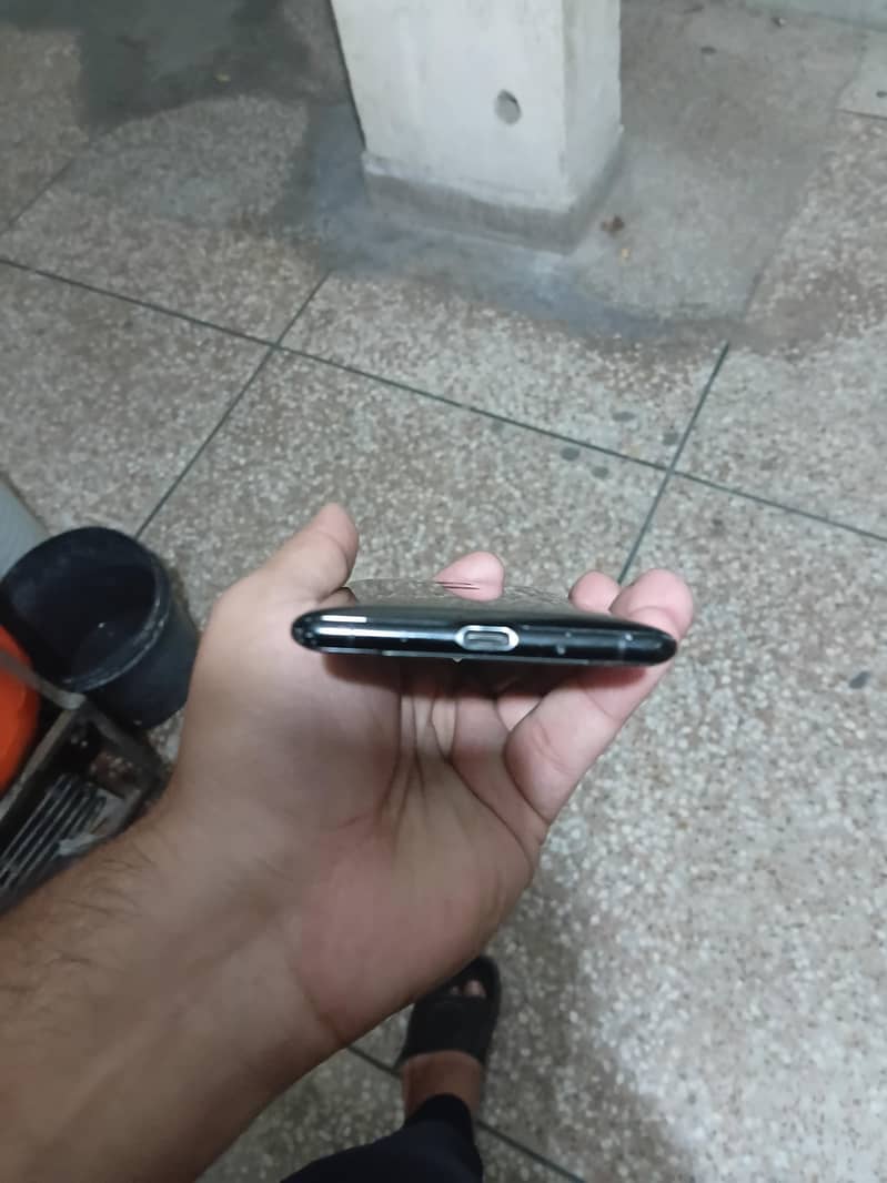 Sony XZ3 4