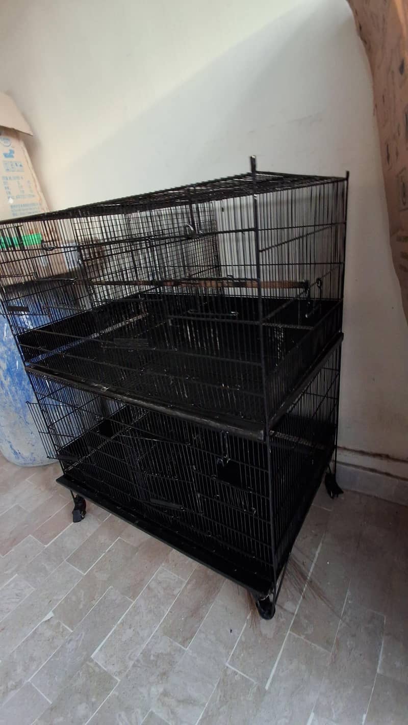 4 portion cage good condition 1