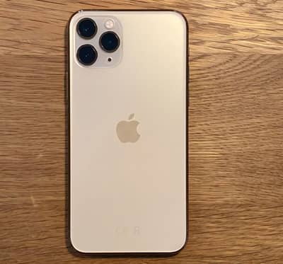 Iphone 11 pro 256 gb Pta Approved gold color