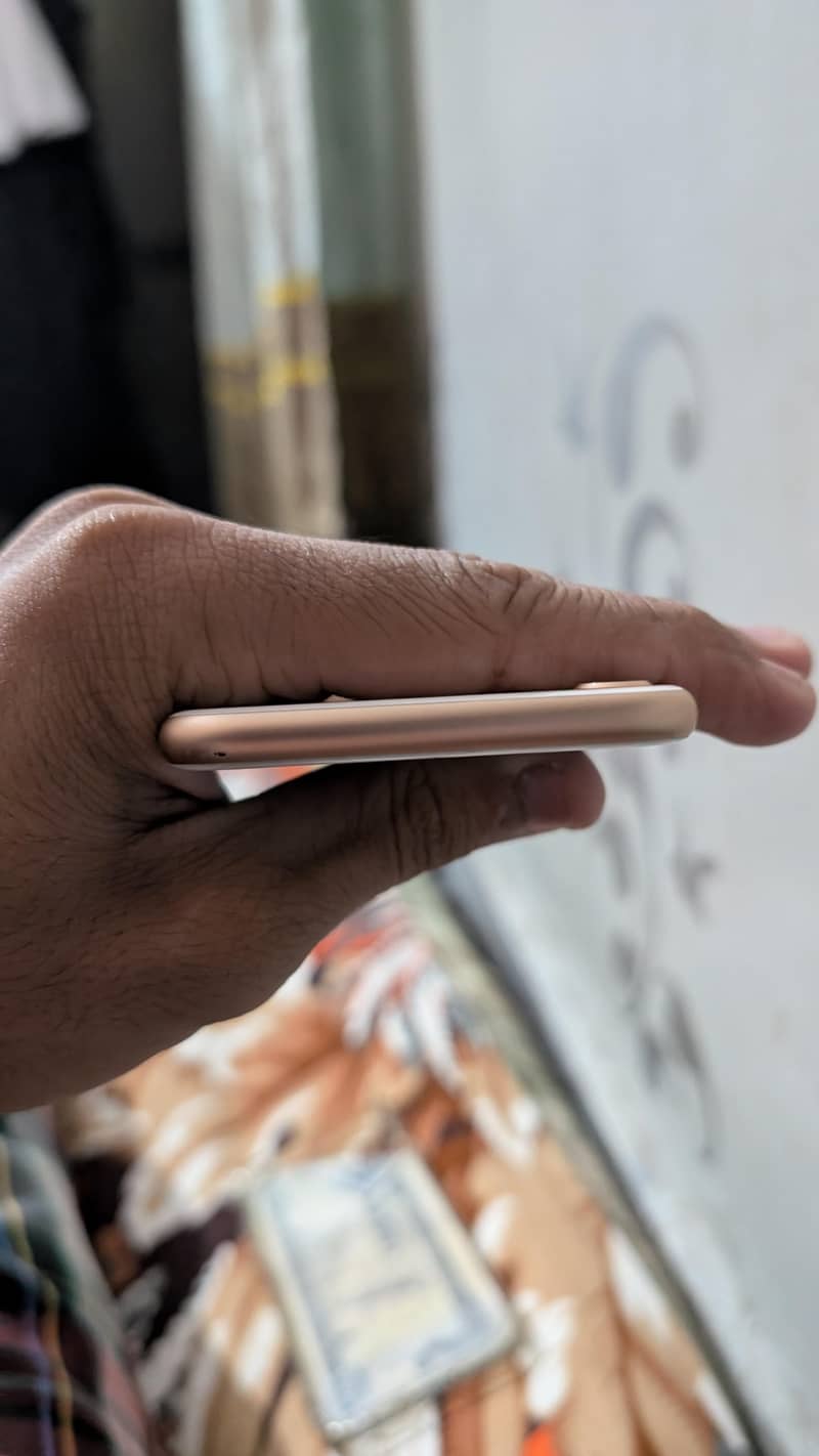 Apple iPhone 8 2